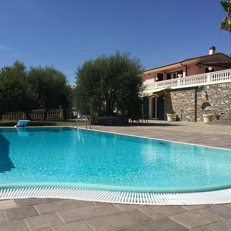 Villa Con Piscina A Imperia, Italy Exterior photo